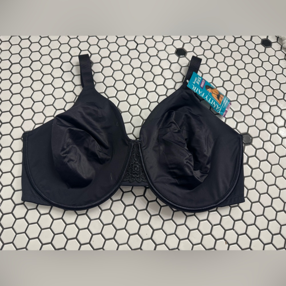 NWT vanity fair Black Underwire Bra size 42DDD